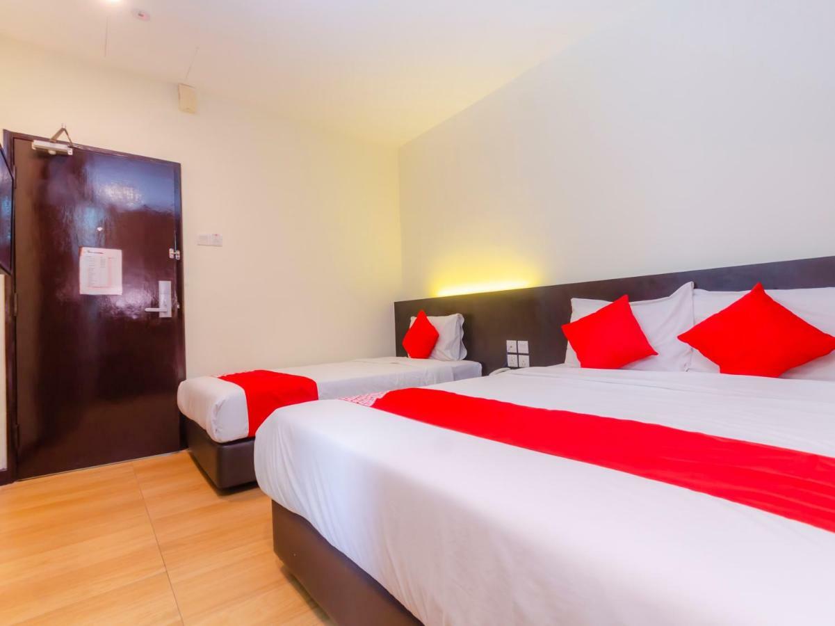Wf Hotel Johor Bahru Exterior foto